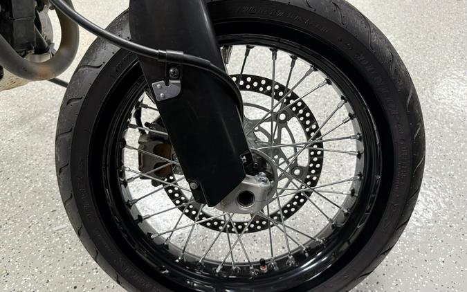 2022 Suzuki Motor of America Inc. DR-Z400SM