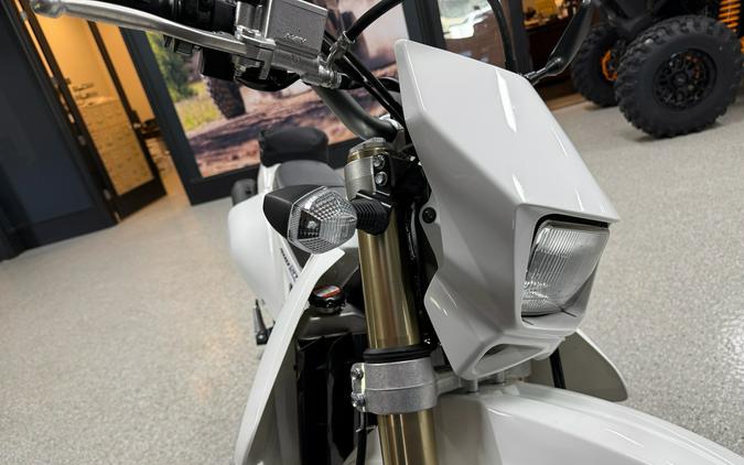 2022 Suzuki Motor of America Inc. DR-Z400SM