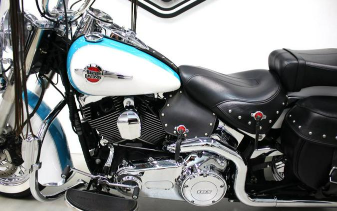 2016 Harley Davidson Heritage Softail Classic FLSTC