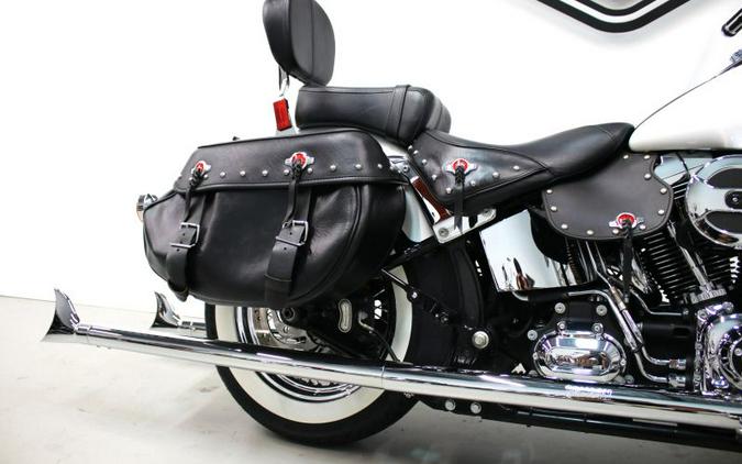 2016 Harley Davidson Heritage Softail Classic FLSTC