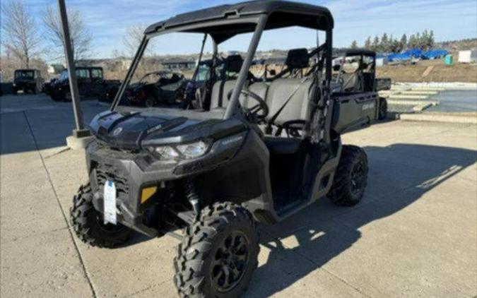 2023 Can-Am® Defender DPS HD10 Timeless Black