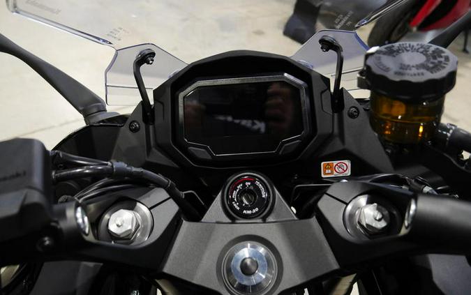 2025 Kawasaki Ninja® 1100SX ABS