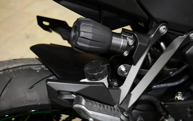 2025 Kawasaki Ninja® 1100SX ABS