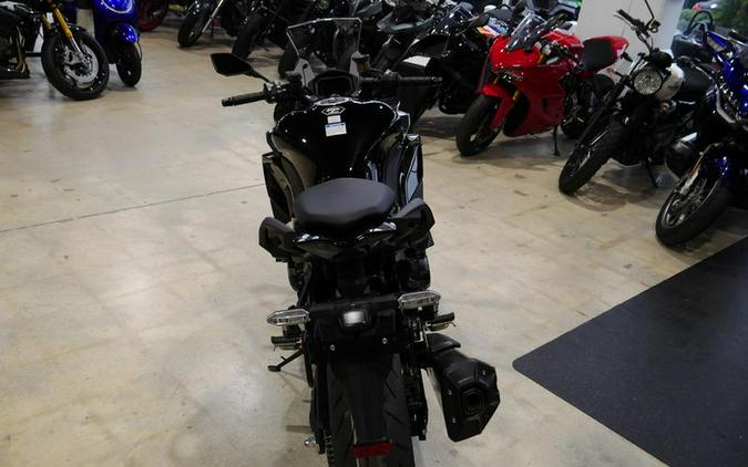 2025 Kawasaki Ninja® 1100SX ABS