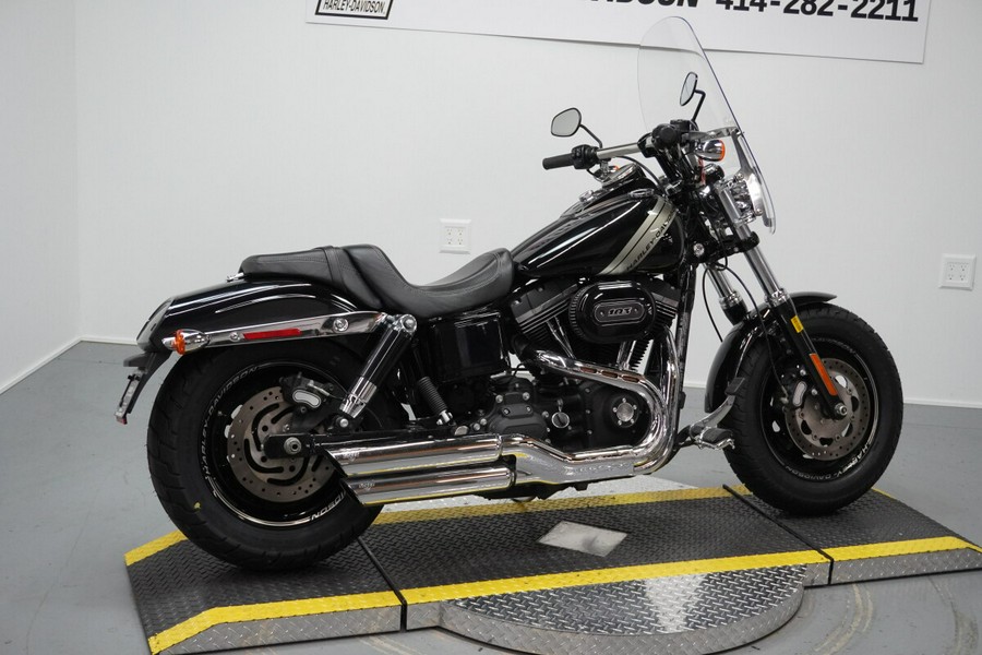 2016 Harley-Davidson® Fat Bob® Vivid Black