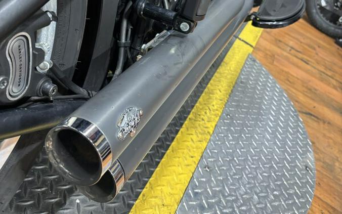 2016 Harley-Davidson® Fat Boy® S BLACK