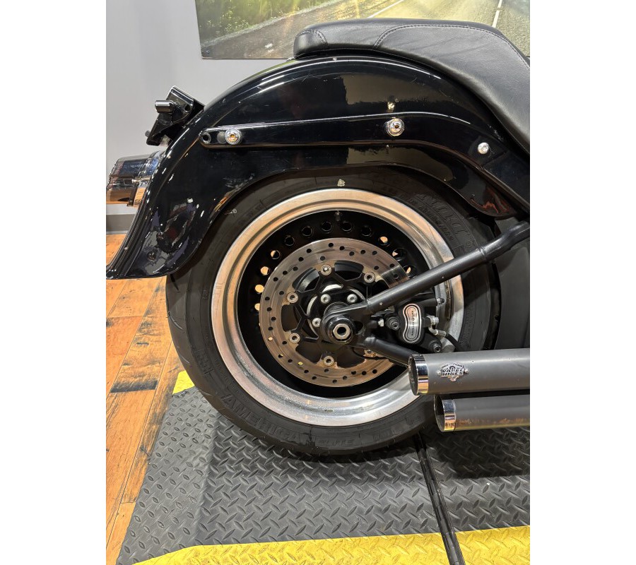 2016 Harley-Davidson® Fat Boy® S BLACK