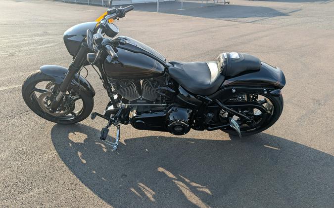 2016 Harley-Davidson CVO™ Pro Street Breakout®