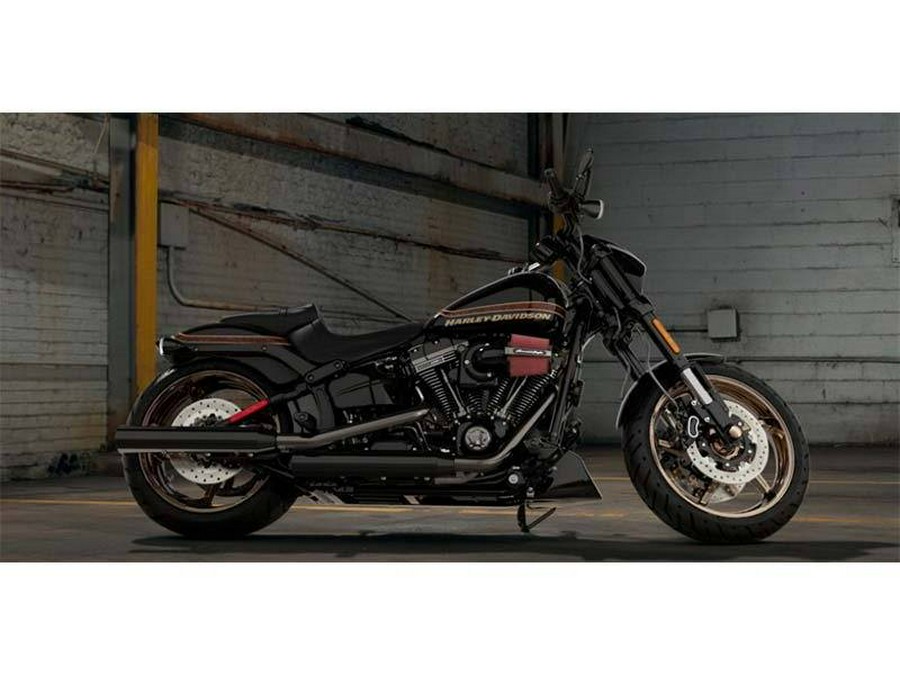 2016 Harley-Davidson CVO™ Pro Street Breakout®