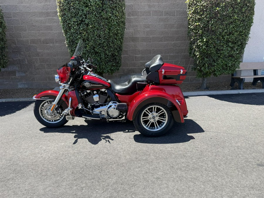 FLHTCUTG 2012 Tri Glide® Ultra Classic