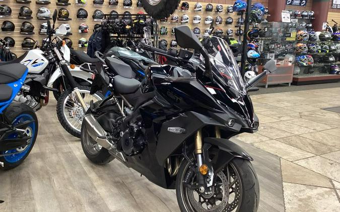 New 2024 SUZUKI GSX-S 1000GT+