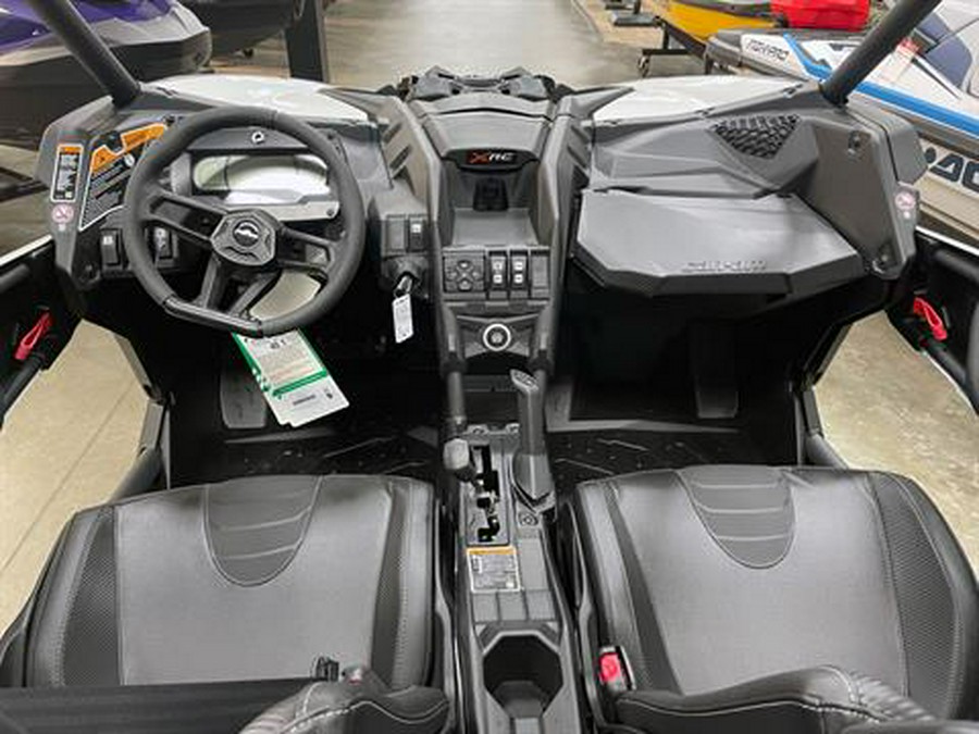 2025 Can-Am Maverick X3 X RC Turbo RR 64