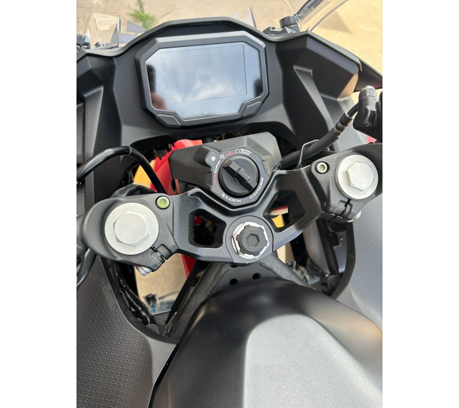 2025 Kawasaki Ninja 500 SE ABS