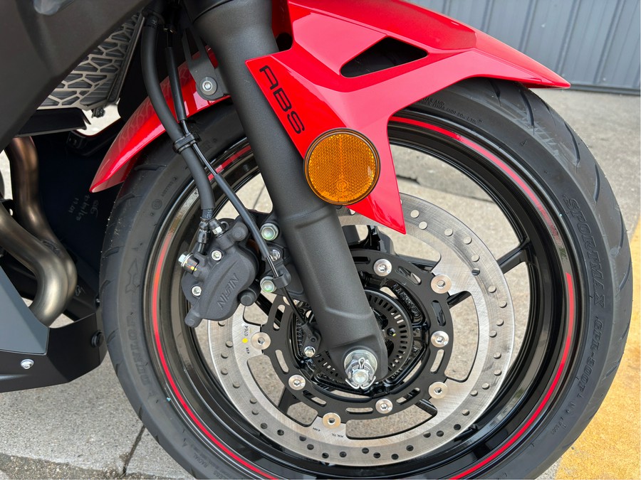 2025 Kawasaki Ninja 500 SE ABS