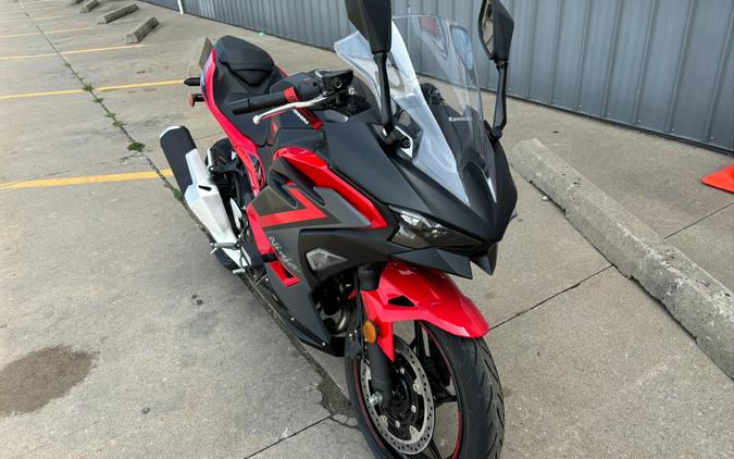 2025 Kawasaki Ninja 500 SE ABS