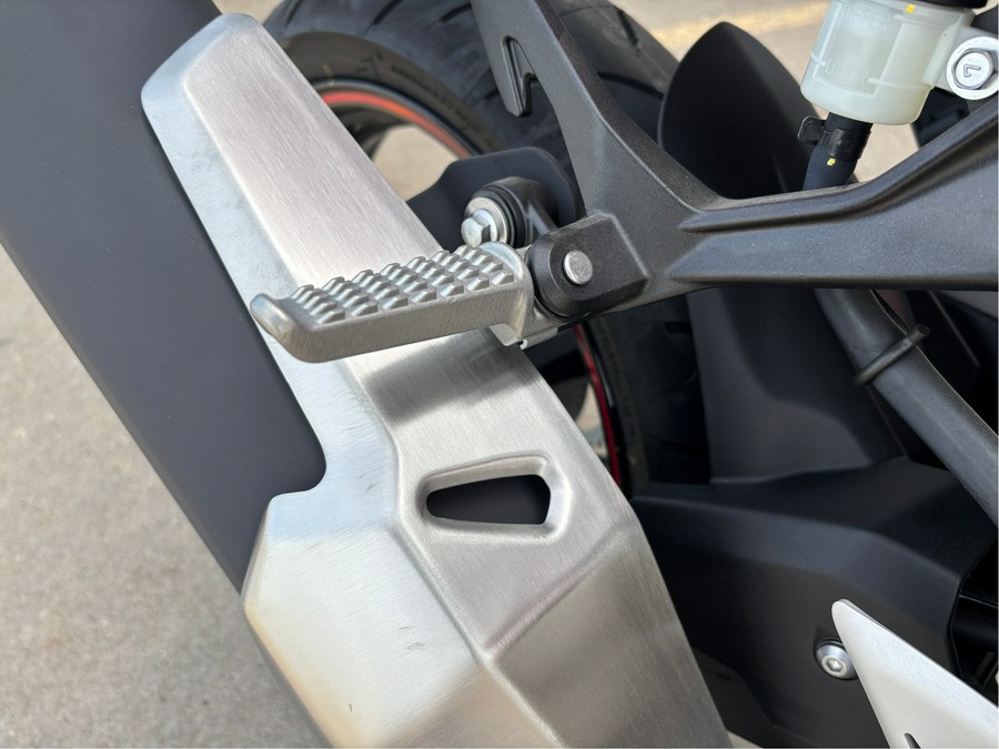 2025 Kawasaki Ninja 500 SE ABS