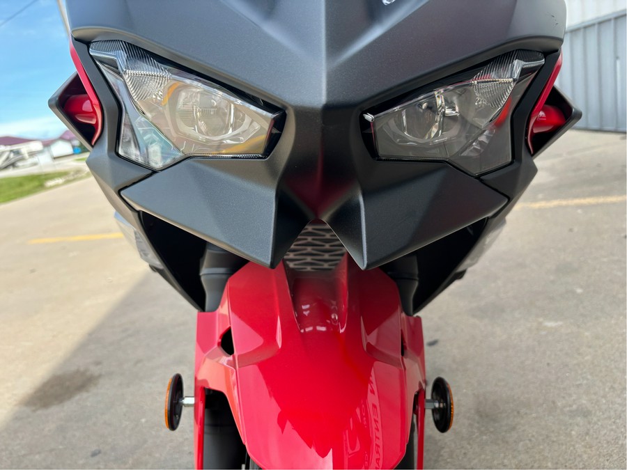 2025 Kawasaki Ninja 500 SE ABS