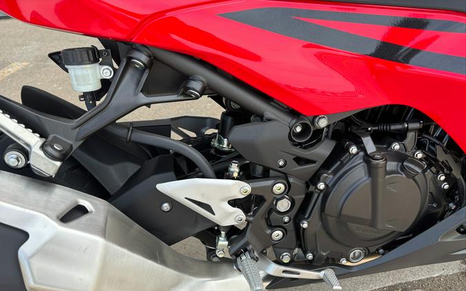 2025 Kawasaki Ninja 500 SE ABS