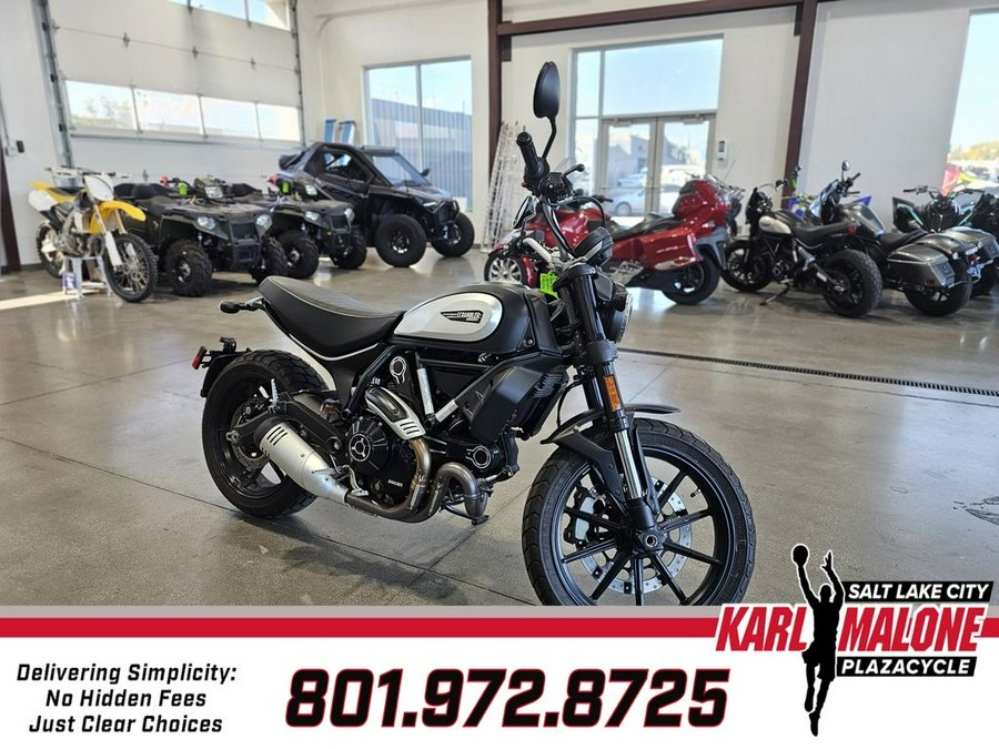 2021 Ducati Scrambler Icon Dark