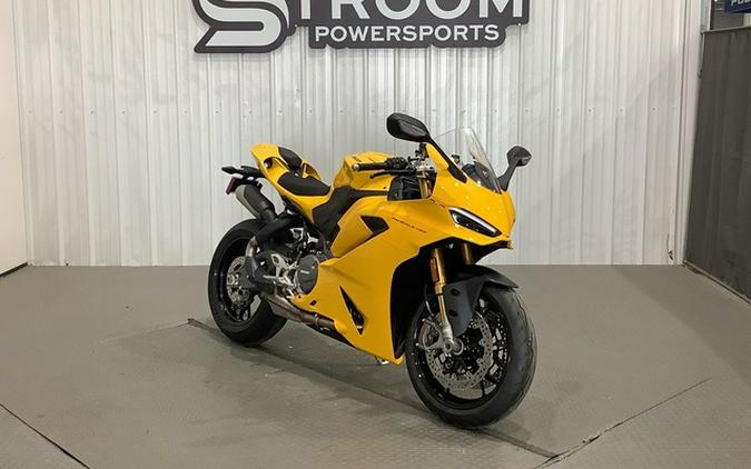 2026 DUCATI Panigale V2 S Ducati Yellow