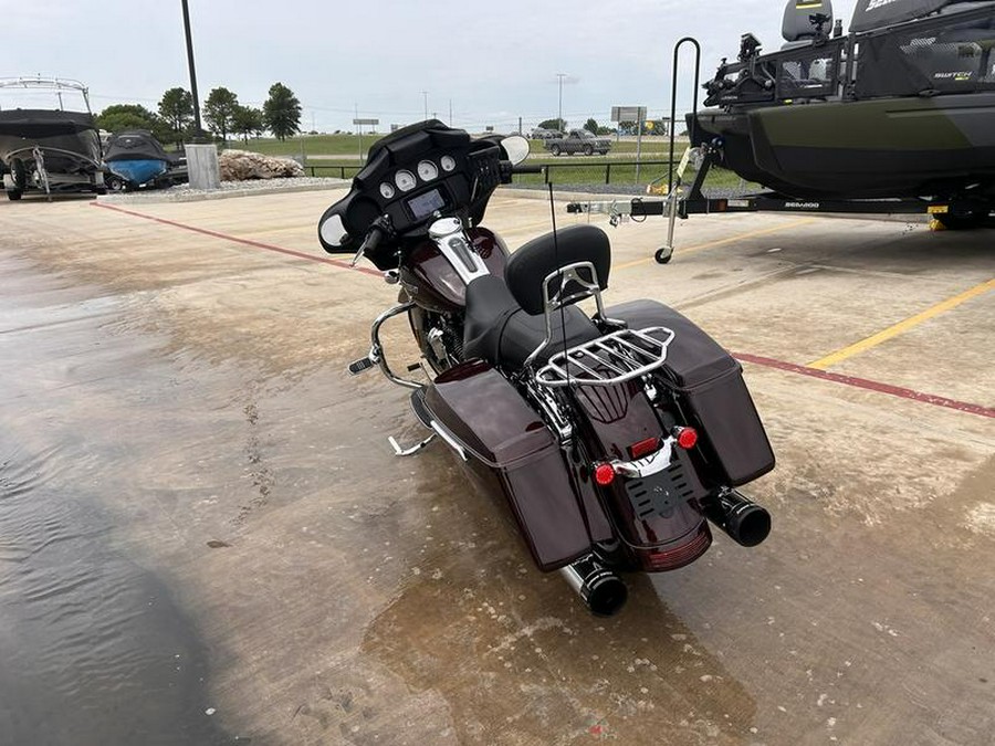2022 Harley-Davidson® FLHX - Street Glide®