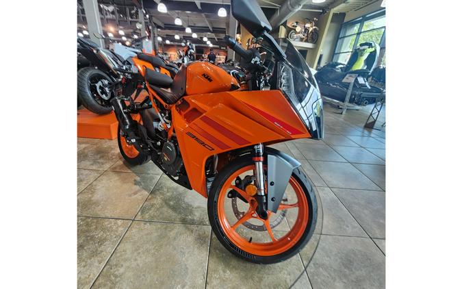 2024 KTM RC 390