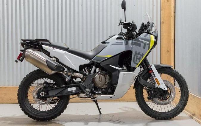 2025 Husqvarna Norden 901