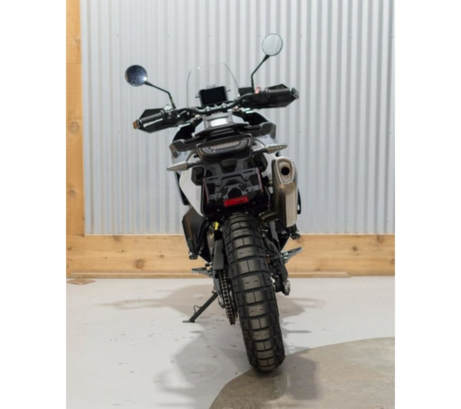 2025 Husqvarna Norden 901