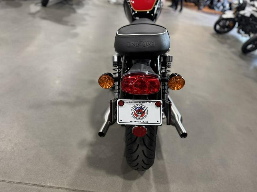 2026 Triumph Bonneville T100 Jet black