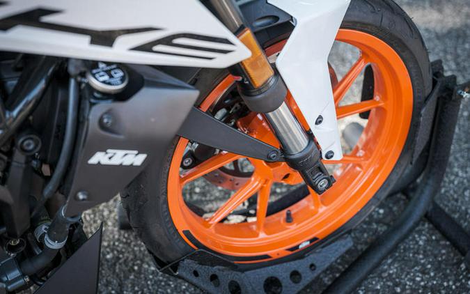 2022 KTM 200 Duke