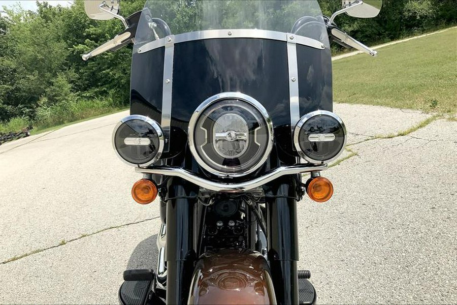 2019 Harley-Davidson® FLHC - Softail® Heritage Classic