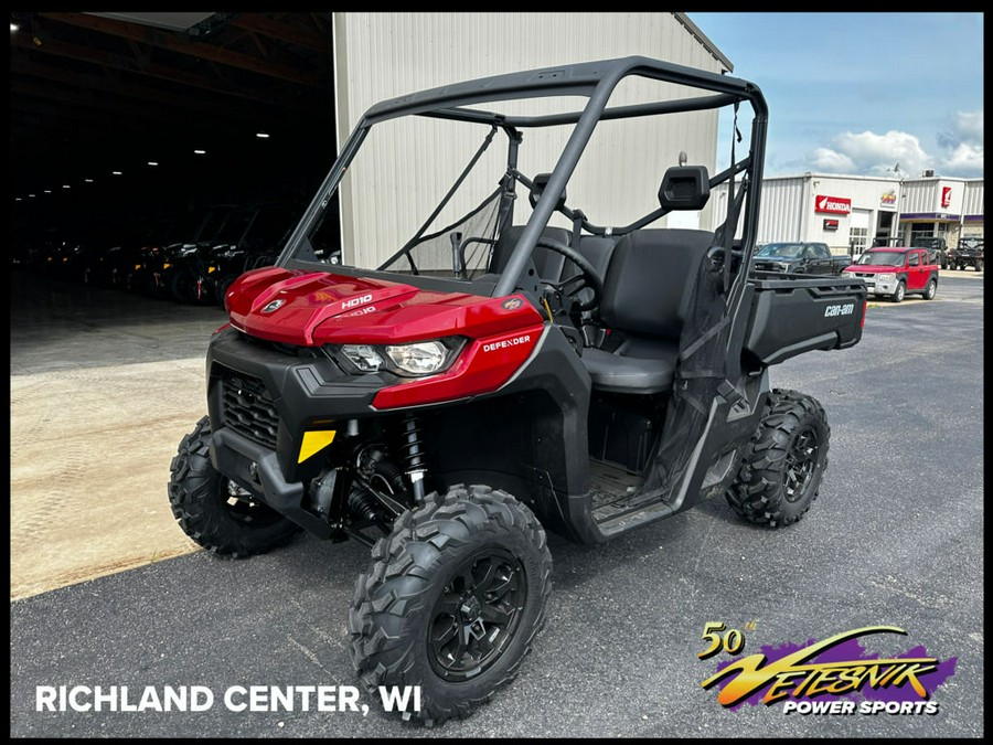 2024 Can-Am® Defender DPS HD10 Fiery Red