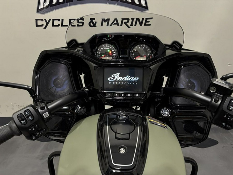 2025 Indian Challenger Dark Horse 112 Moss Green Smoke