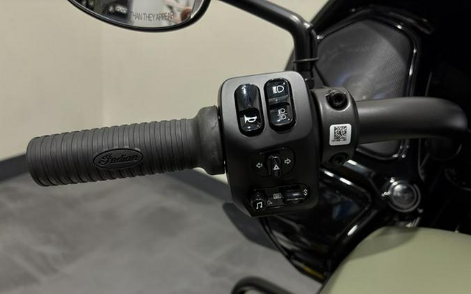 2025 Indian Challenger Dark Horse 112 Moss Green Smoke