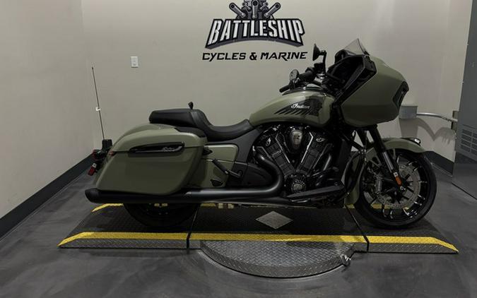 2025 Indian Challenger Dark Horse 112 Moss Green Smoke