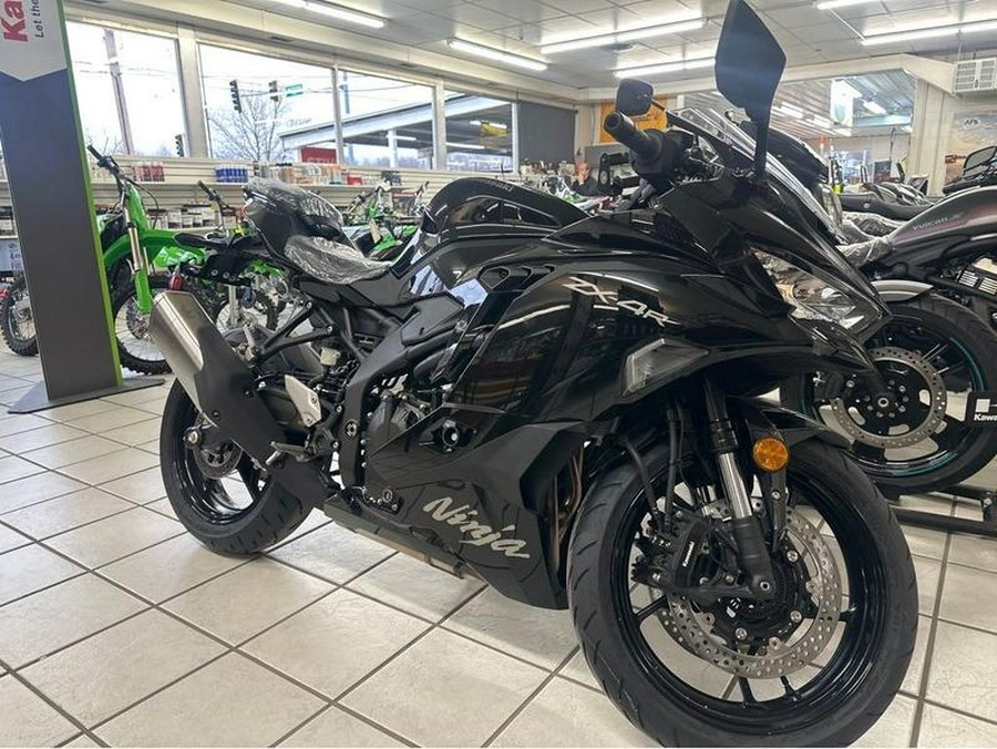 2026 Kawasaki METALLIC SPARK BLACK NINJA ZX 4R ABS