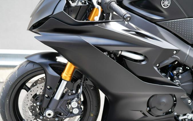 2025 Yamaha YZF-R6 RACE