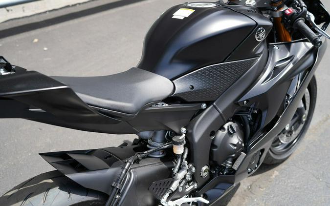 2025 Yamaha YZF-R6 RACE