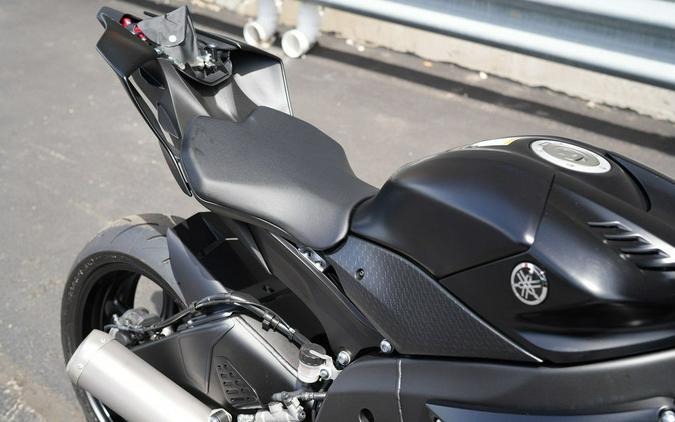 2025 Yamaha YZF-R6 RACE
