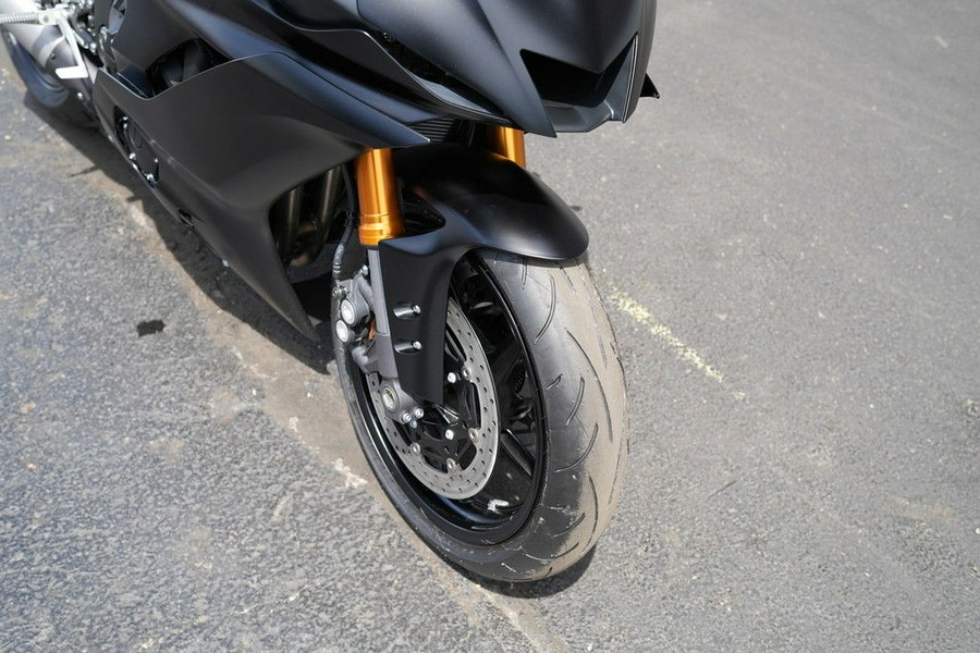 2025 Yamaha YZF-R6 RACE