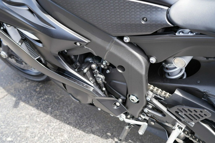 2025 Yamaha YZF-R6 RACE