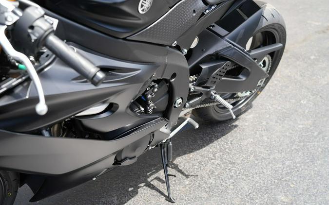 2025 Yamaha YZF-R6 RACE