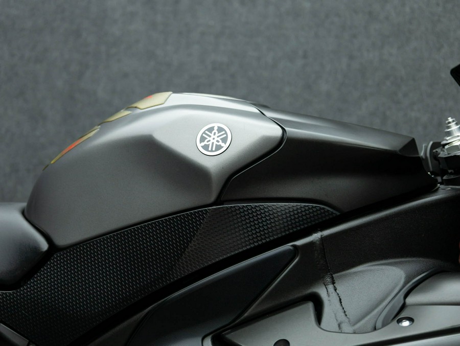 2013 YAMAHA YZFR1 1000 W/ABS