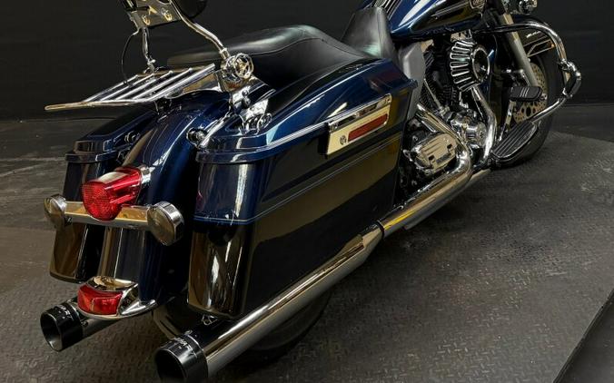 Harley-Davidson® Ultra Classic® Electra Glide® 2013 FLHTCU BLUE