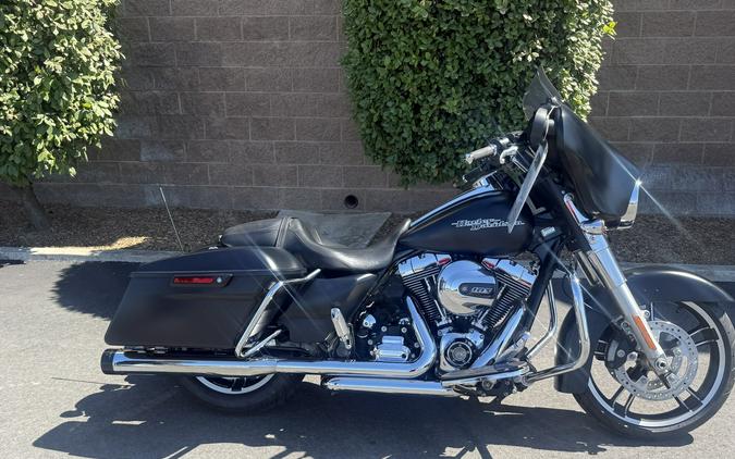 FLHXS 2016 Street Glide® Special
