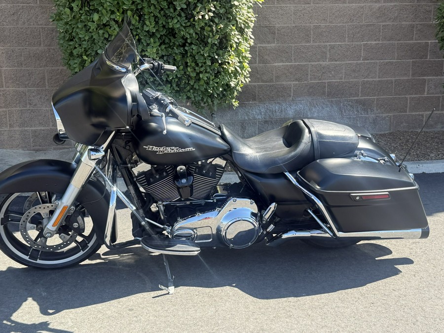 FLHXS 2016 Street Glide® Special