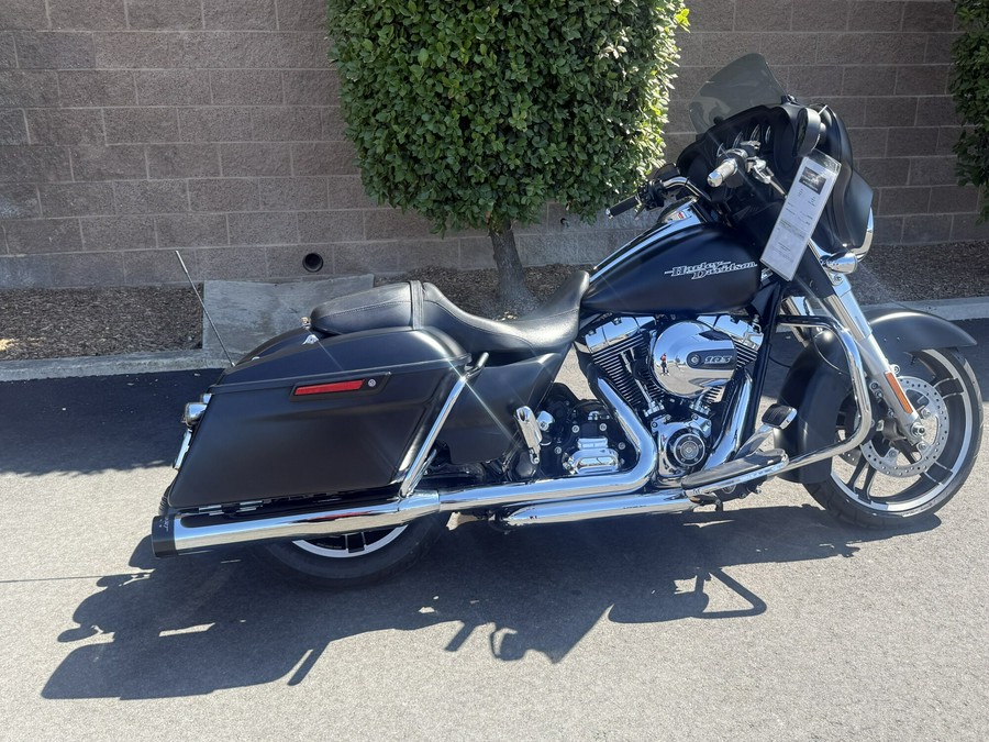 FLHXS 2016 Street Glide® Special