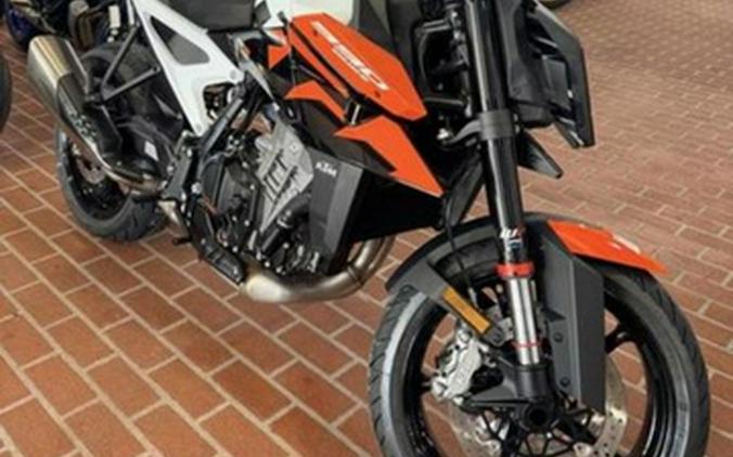 2027 KTM Duke 990
