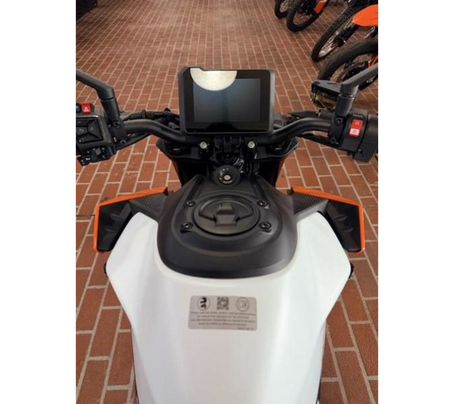 2027 KTM Duke 990