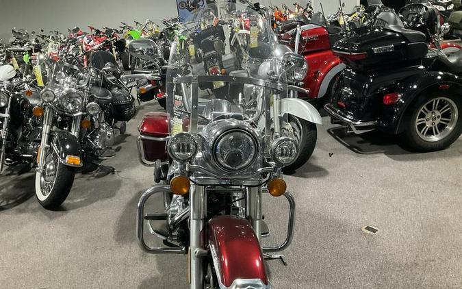 2016 Harley-Davidson® ROAD KING CLASSIC